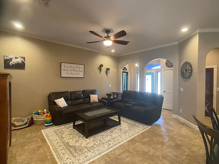 1401 Limestone Way — Photo 6