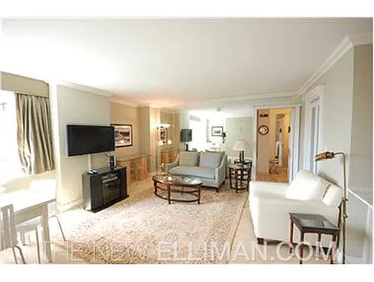 Rented by Douglas Elliman | media 30