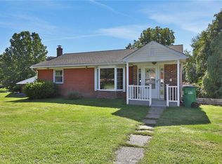 6 Barent Ln, Poughkeepsie, NY 12603
