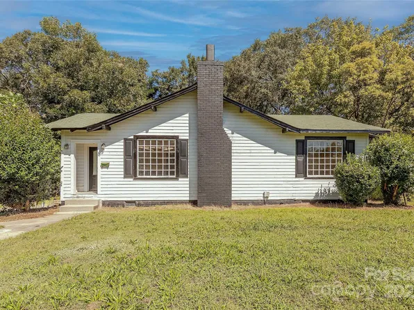 8 Bolt Dr, Shelby, NC 28150