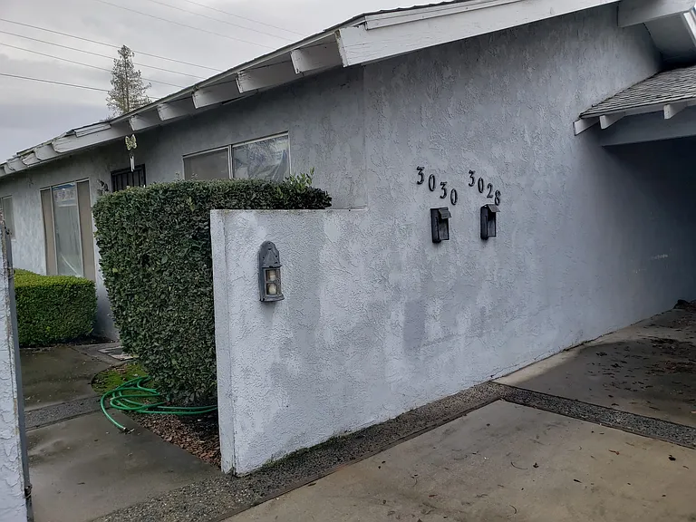 3028 Carver Rd — Photo 6