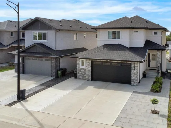 9327 181st Ave NW, Edmonton, AB T5Z 0K2