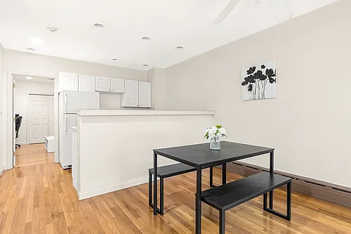 176 Endicott St #1 Photo 1