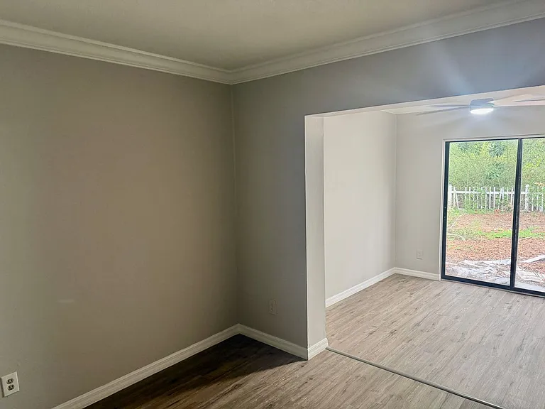 3784 Lake Shore Dr — Photo 10