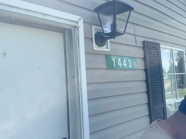1443 Woodend Ln — Photo 6