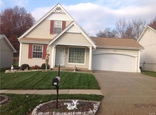 559 Spring Glen Dr, Ballwin, MO 63021