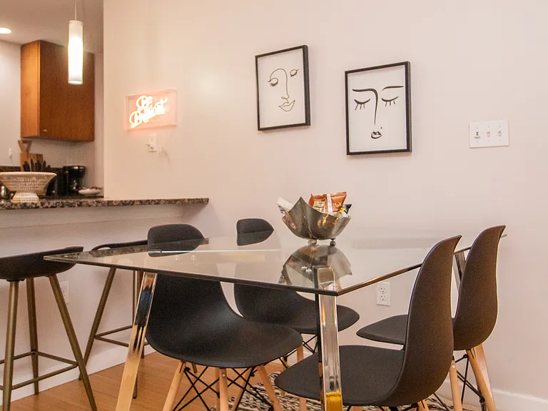 16 Miner St #401 — Photo 15