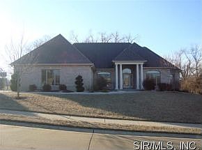 5th image of 5 W Huntington Dr