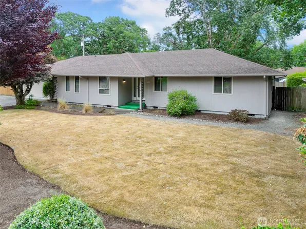 6402 76th Street Ct W, Lakewood, WA 98499