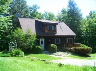 462 Point Dr, Mount Vernon, ME 04352