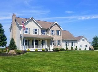 9830 Kile Rd, Chardon, OH 44024