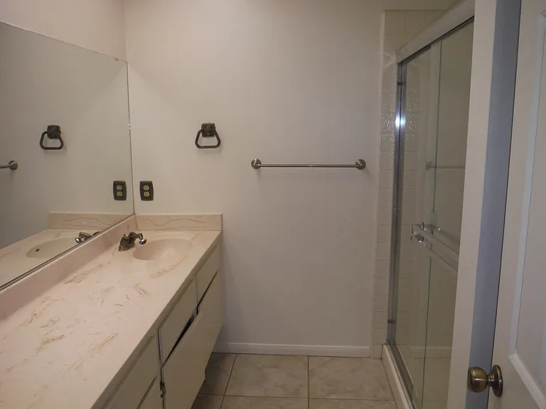 43738 Mona St — Photo 26
