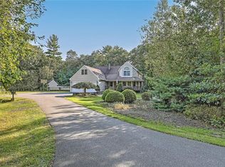 360 Burnt Hill Rd, Scituate, RI 02831