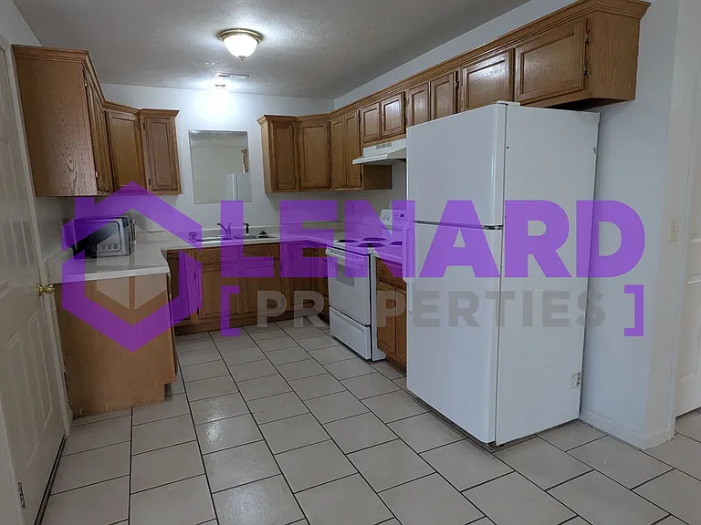 620 W Morgan St — Photo 4