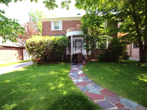 18714 Aberdeen Road, Jamaica Estates, NY 11432