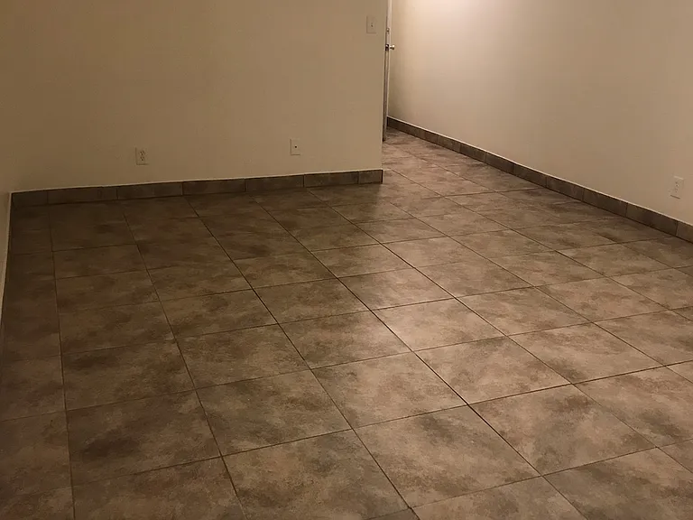 708 Givens Rd #7 — Photo 5