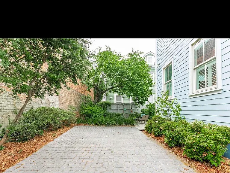 212 Houston St — Photo 15
