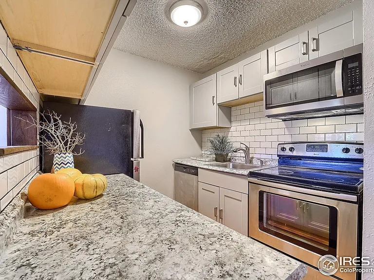 3035 Oneal Pkwy #T37 — Photo 10