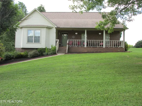 3045 Shadow Brook Dr, Maryville, TN 37803