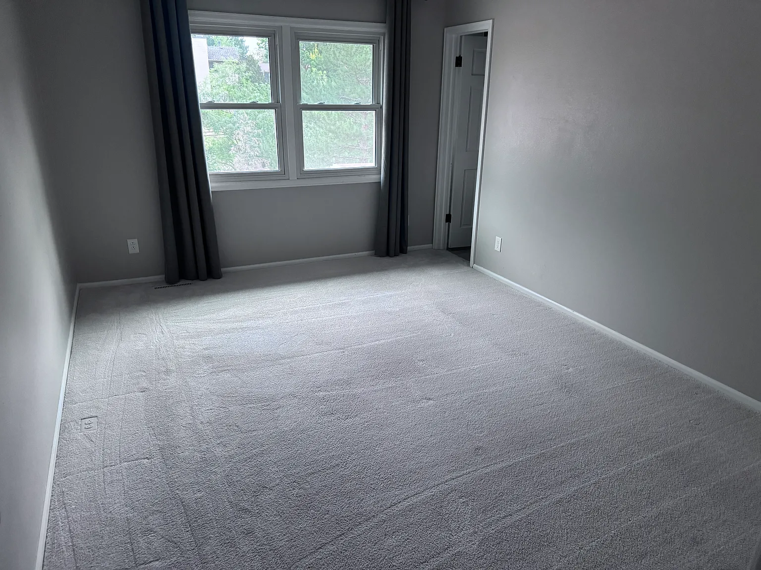 3 bed, 2178 sqft, $1,300 — Photo 2