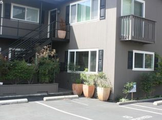 5931 SE Milwaukie Ave APT 4, Portland, OR 97202