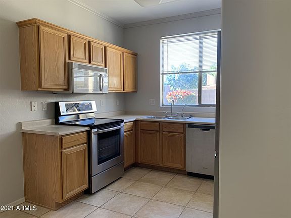 3rd image of 16906 S Cedarwood Ln