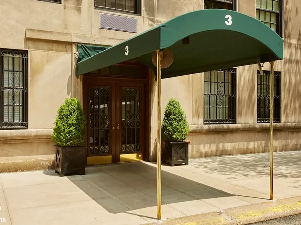 3 East 77th Street 8B image 7 of 7