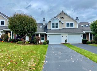 31 Genesee View Trl, Rochester, NY 14623