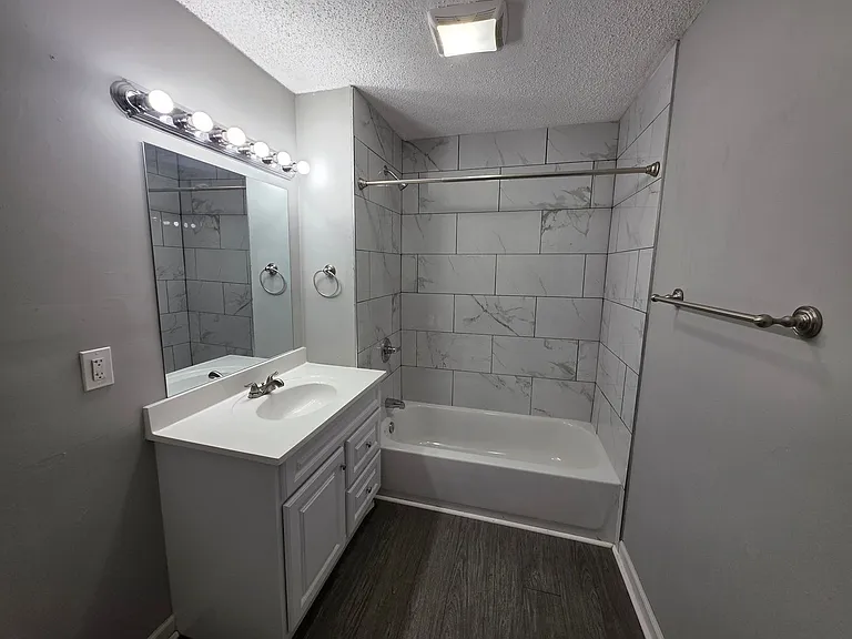 11306 Ditman Ave — Photo 18