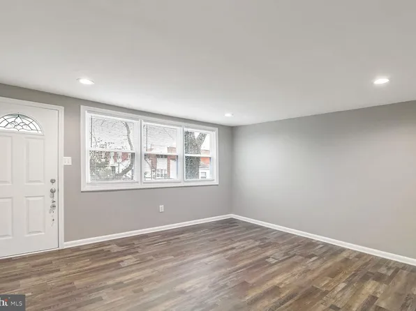 3176 Shiloh Ct, Halethorpe, MD 21227