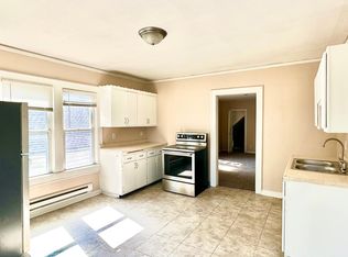 1809 17th Ave #3, South Milwaukee, WI 53172