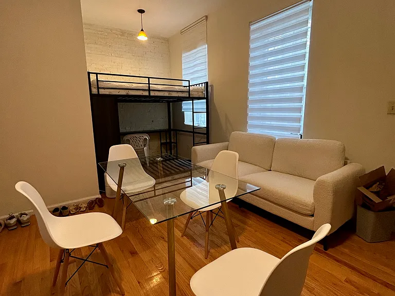 74 Tyler St #1 — Photo 3