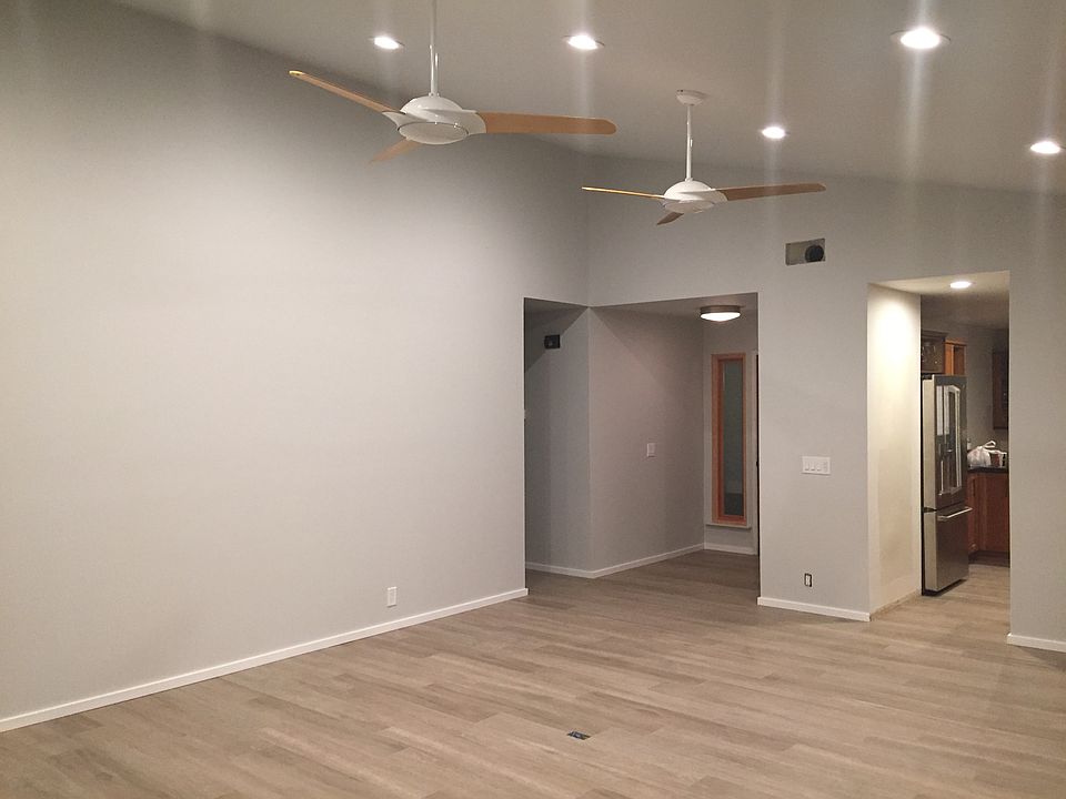 1st image of 894 Bougainvillea St