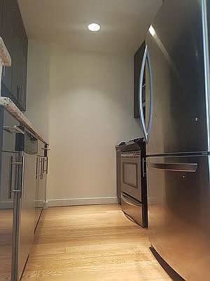 2nd image of 2750 E 12th St APT 6I