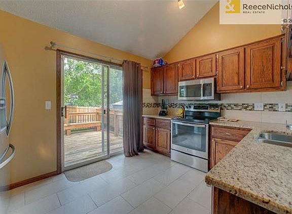 4th image of 4731 Chouteau St