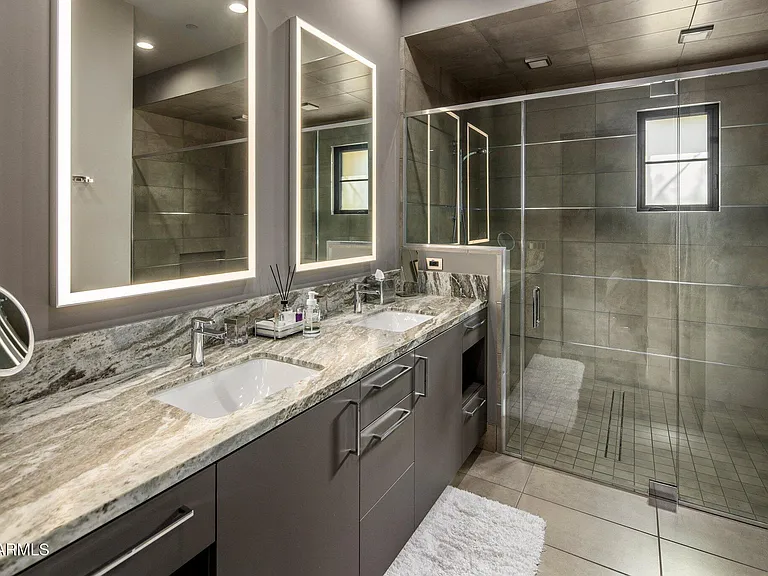 10110 E Siesta Ln — Photo 34