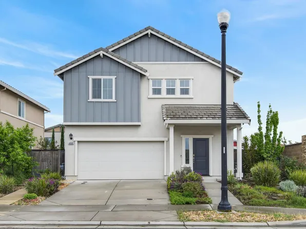 4089 Solaire Dr, Roseville, CA 95747