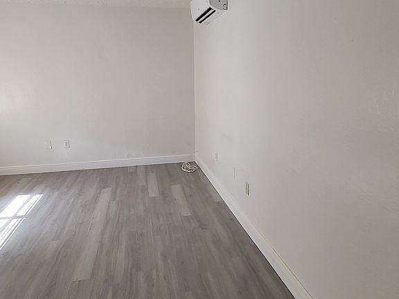 4th image of 641 NE 86th St APT 3