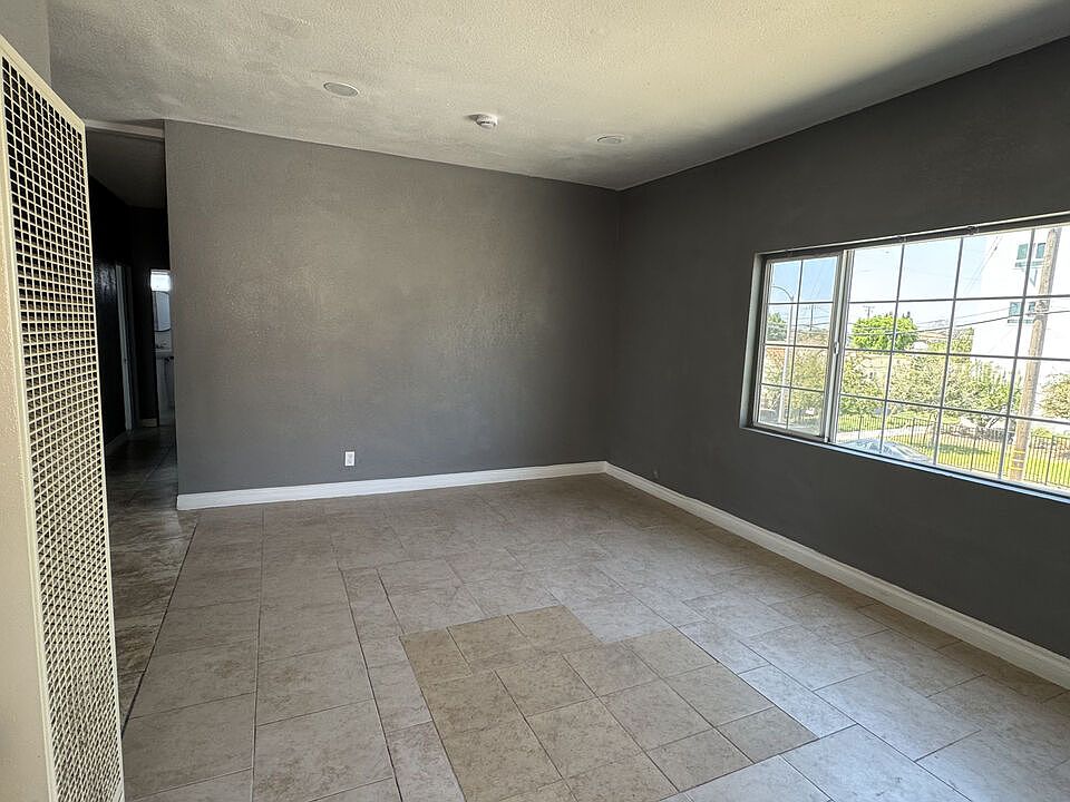 1st image of 924 S Sunol Dr #1/2