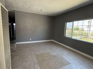 924 S Sunol Dr #1/2, Los Angeles, CA 90023