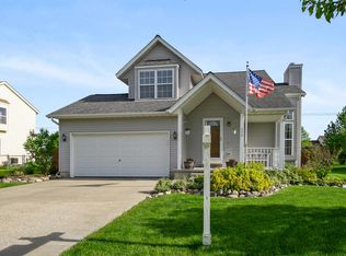 808 Stone Creek Cir, Genoa, IL 60135