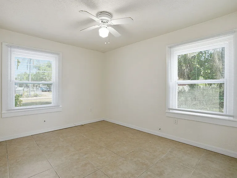 409 Lebeau St — Photo 13