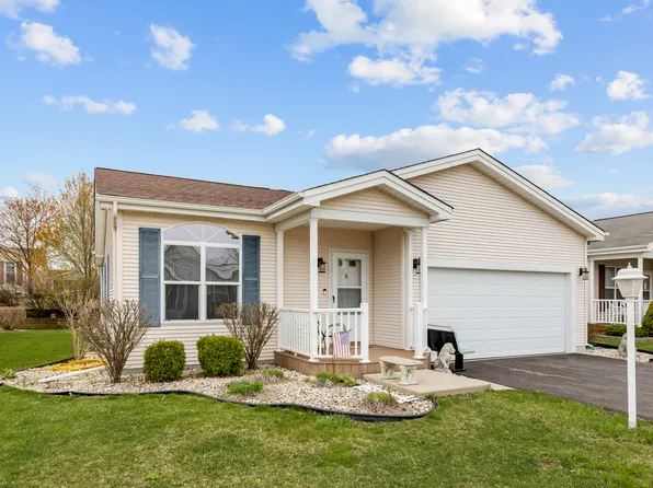130 Gulfstream Ct, Grayslake, IL 60030