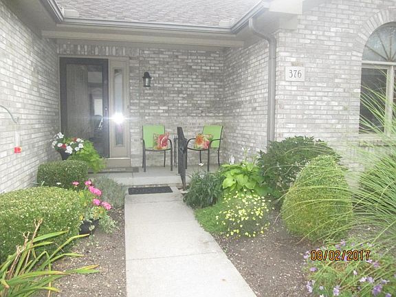 3rd image of 376 Castle Pines Dr