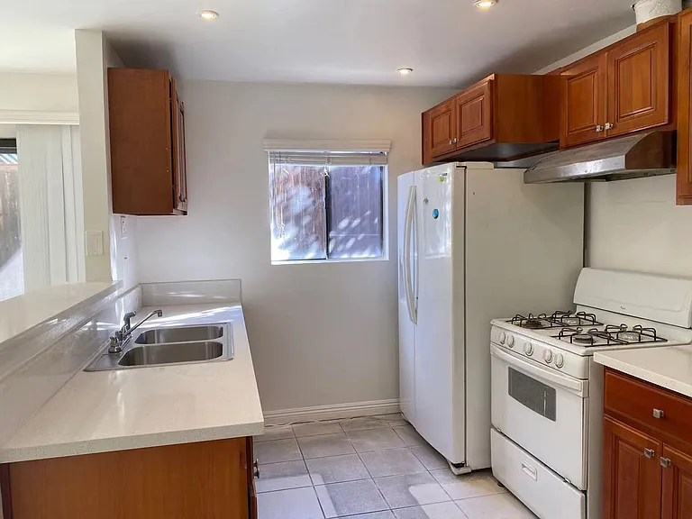 12828 Ramona Blvd #51 — Photo 5