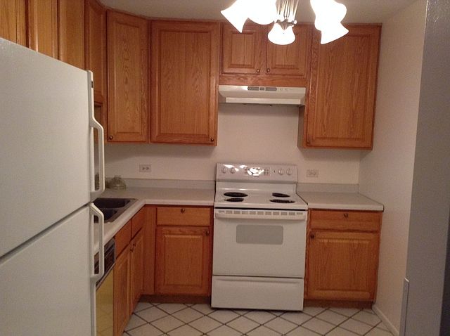 2nd image of 1265 N Sterling Ave Unit 214