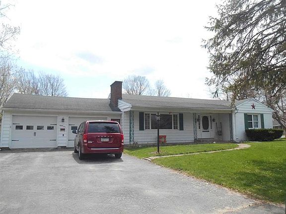 2nd image of 31 Westwood Dr