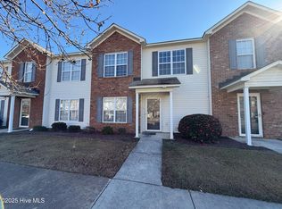 4215 Dudleys Grant Dr APT F, Winterville, NC 28590
