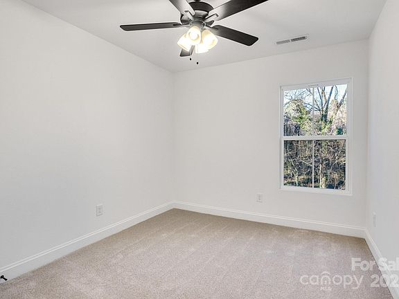 5th image of 1 Crescent Ave