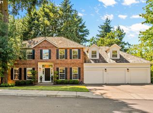 12723 SW Adrian Ct, Lake Oswego, OR 97035